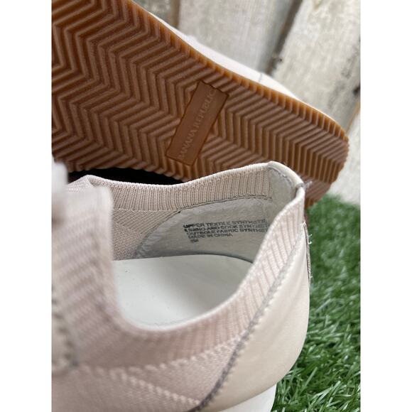 Banana Republic Women's 8 Bone Recycled Knit Sneakers - Picture 8 of 8